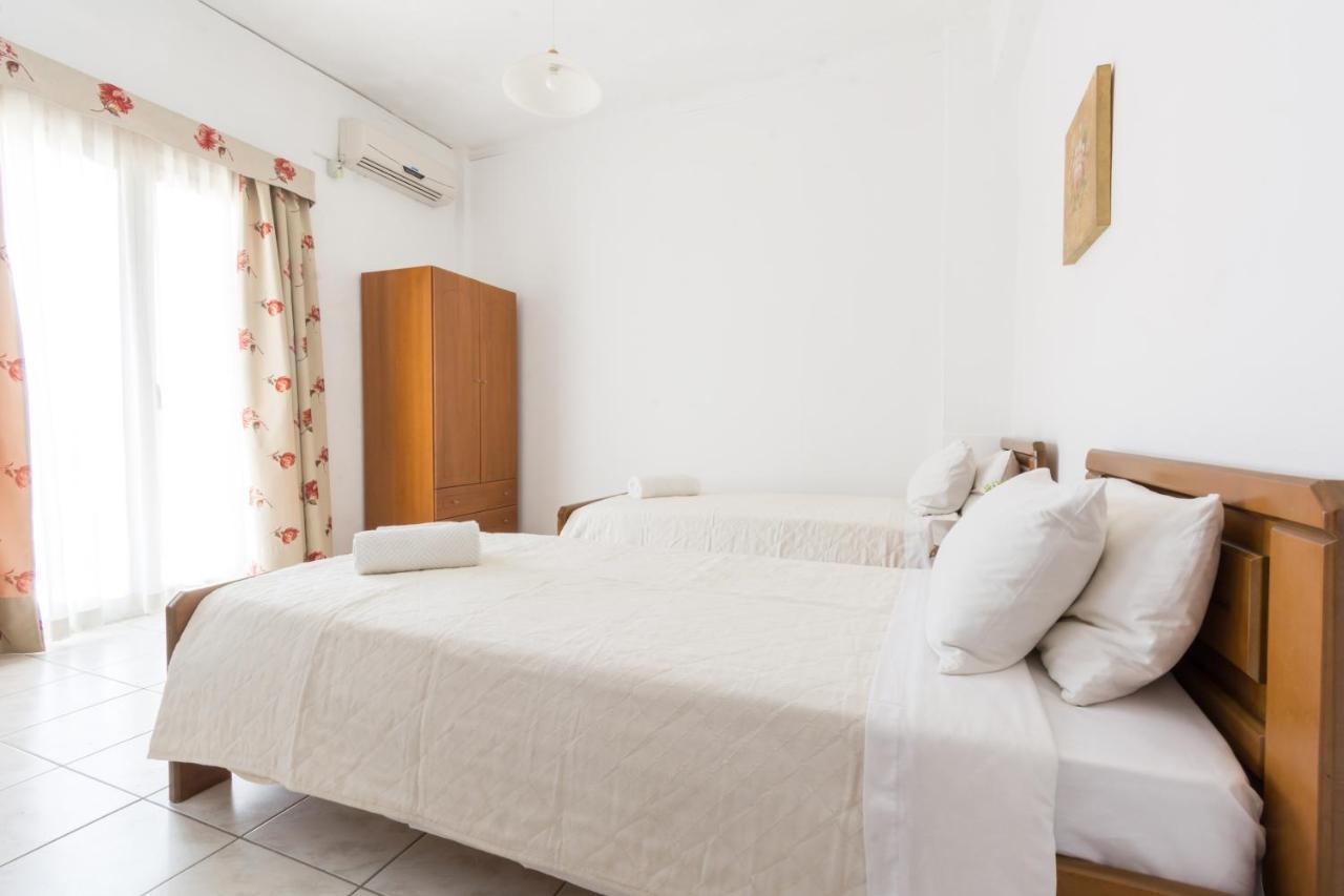 Ferienwohnung Roys Blu Kávos Exterior foto