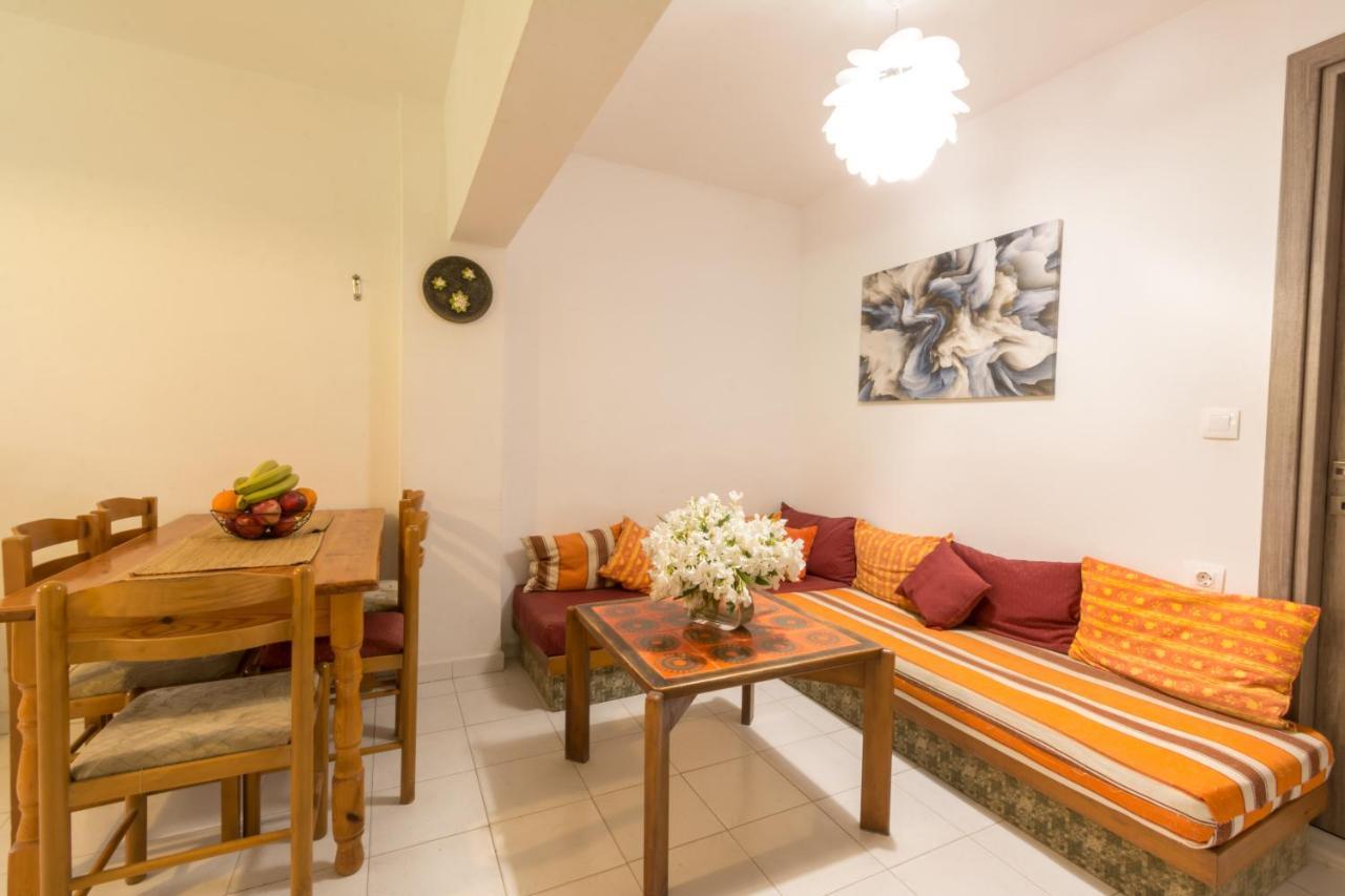 Ferienwohnung Roys Blu Kávos Exterior foto